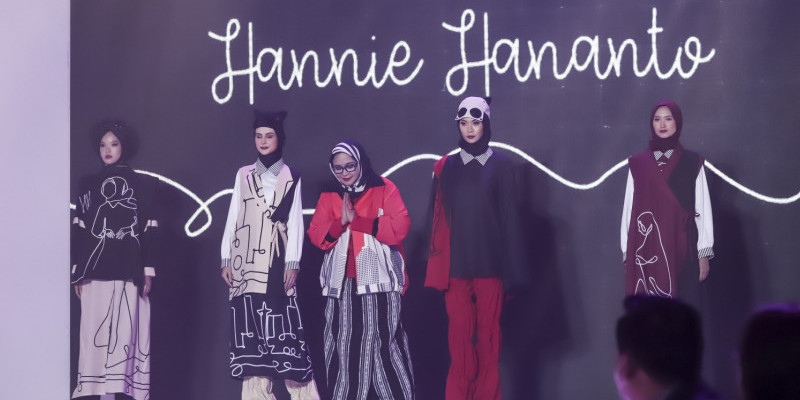 Koleksi Hannie Hananto dalam Jakarta Fashion Trend di SCBD Jakarta Selatan/Dok JFT