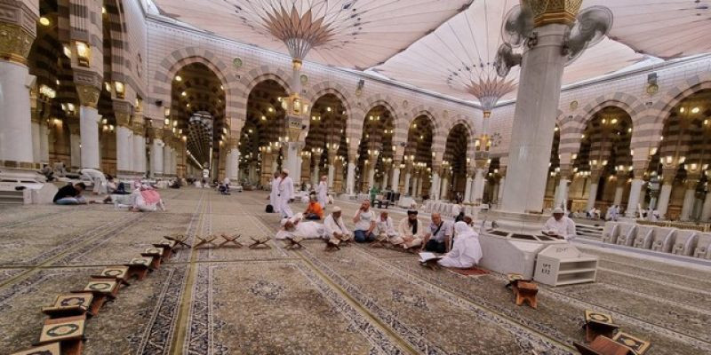 Aktivitas di dalam maupun di pelataran masjid, ada baiknya dikerjakan dengan adab yang telah disunnahkan Nabi/Net