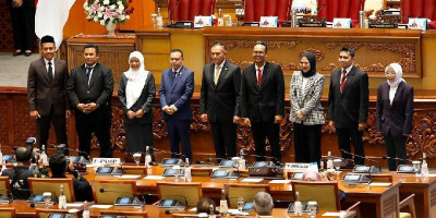 Rapat Paripurna DPR RI Resmi Tetapkan 9 Anggota Komisi Penyiaran Indonesia Periode 2022-2025