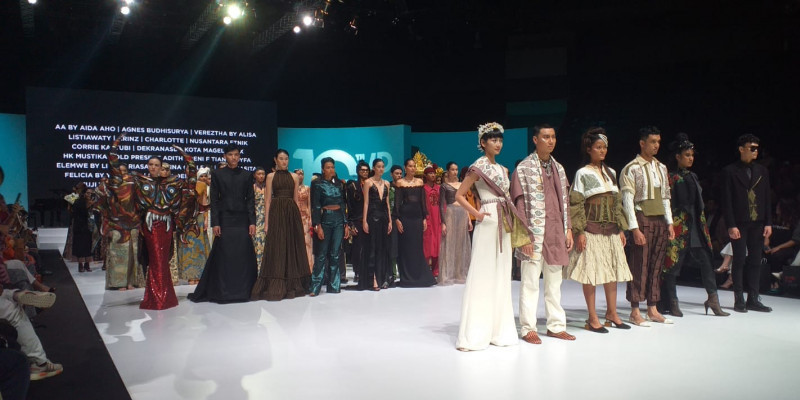 Pembukaan Indonesia Fashion Week 2023 di Jakarta Convention Center, Rabu (22/2)/Farah.id