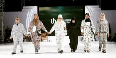 Tampil Memikat, Anak-anak Disabilitas Ini Unjuk Kebolehan di Fesyen Show