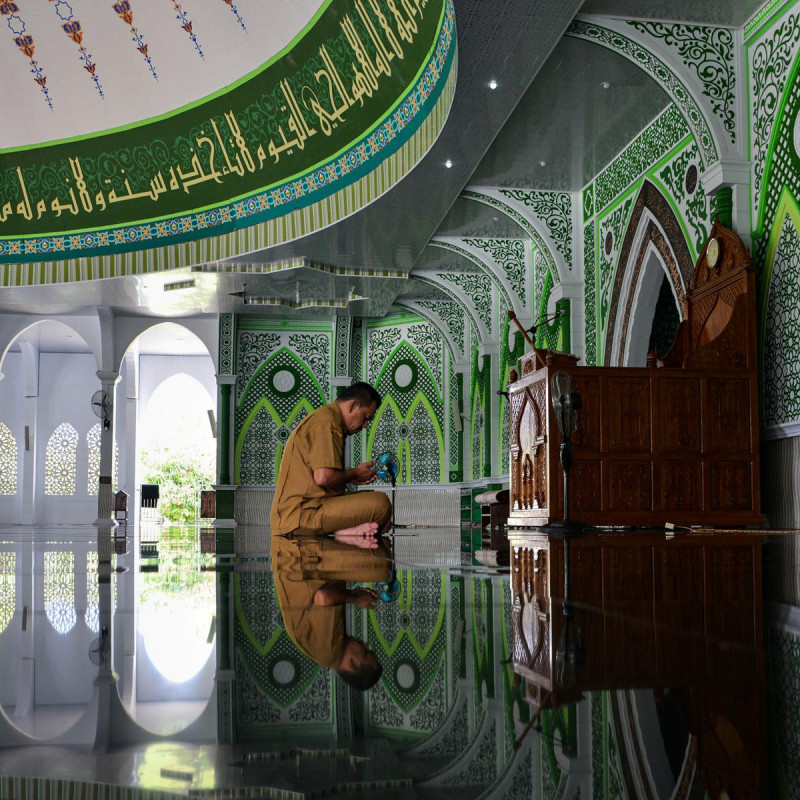 Menjalani Ramadan nan suci di masjid/Net