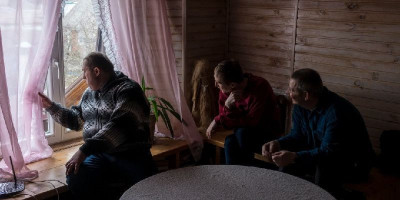Saat Perang Membuat Hidup Kian Sulit bagi Penyandang Disabilitas Intelektual dan Keluarga Mereka di Ukraina