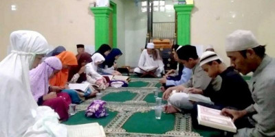  Protes Tadarusan, WN Perancis Ini Dideportasi