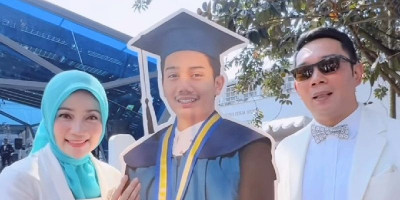 Eril Diwisuda Jadi Sarjana ITB: Kemuliaan yang Teraih Meski Telah Berpulang