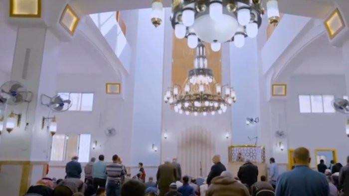 Suasana salat tarawih di Masjid Syeikh Azlin, Palestina/Net