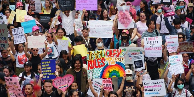 Aksi para perempuan yang tergabung dalam Women's March Jakarta, Sabtu (20/5)/Net