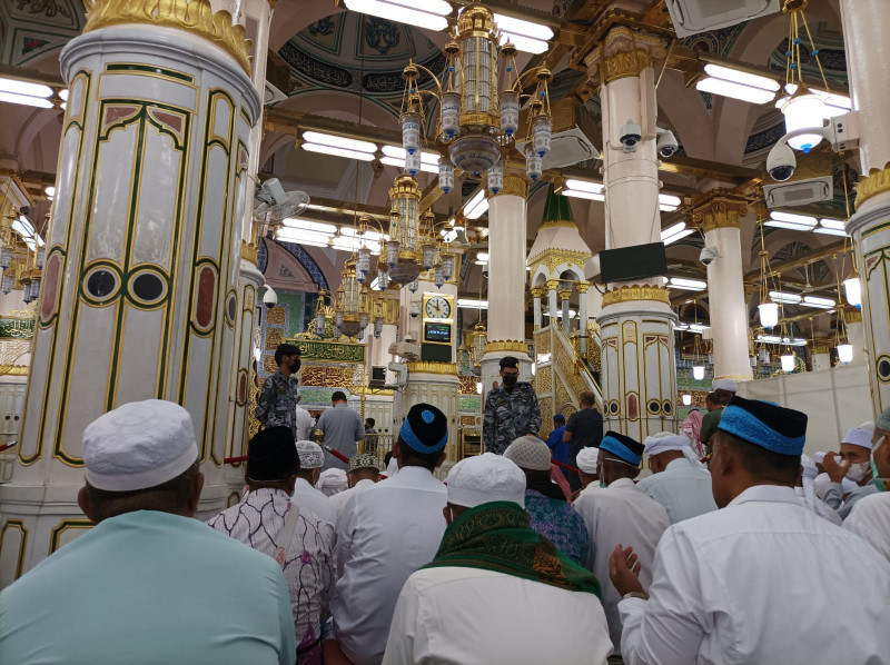 Jemaah haji Indonesia yang sudah mendapat izin masuk Raudhah segera melakukan ibadah haji lainnya/Net
