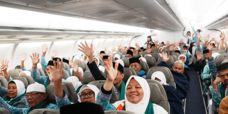 Kloter pertama dari Embarkasi Kertajati, Majalengka, Jawa Barat, telah diterbangkan ke Arab Saudi pada Minggu (28/5)/Net