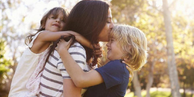 <i>Broken Marriage</i> Tak Harus Menjadikan Anak <i>Broken Child</i>, Ciptakan Positive Parenting Bagi Single Parent