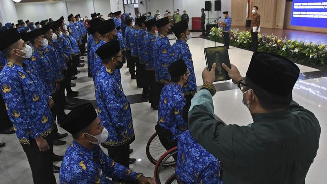 Semoga, kado manis untuk para ASN dari Jokowi di akhir masa jabatannya ini menjadi penyemangat kerja/Net