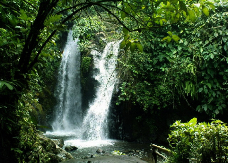 Pesona air terjun Suban di Rejang Lebong, Bengkulu/Net