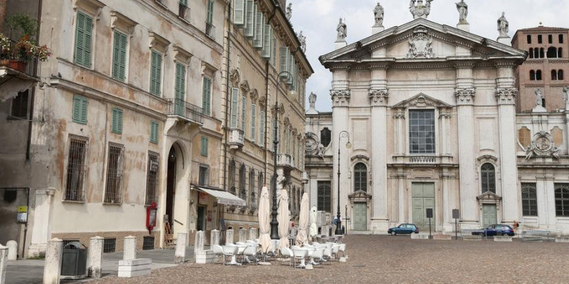 Pemandangan kota Mantua, Italia 