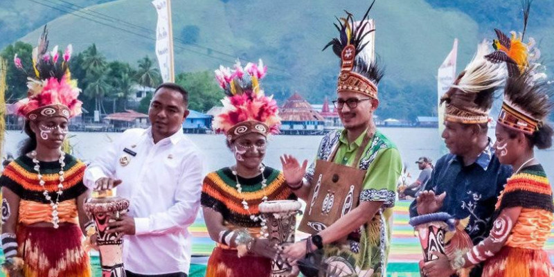 Menparekraf resmikan Festival Danau Sentani 2023/Kemenparekraf