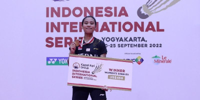 Catat Sejarah! Mutiara Ayu Puspitasari Juara Tunggal Putri Badminton Asia Junior Championship 2023
