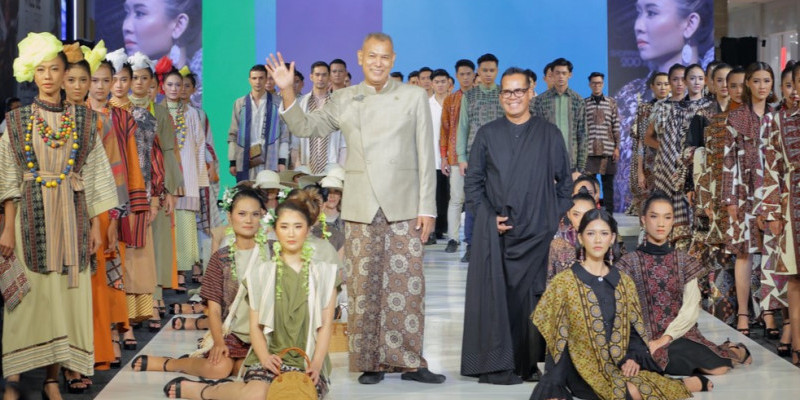 Para desainer dan koleksinya di fashion show penutup Jogja Fashion Trend 2023/Ist