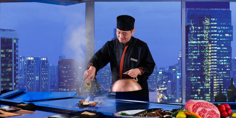 ilustrasi seorang koki tengah memasak untuk gala dinner di restoran Jepang/net 