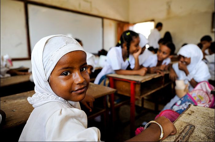 Anak-anak perempuan di Somalia mengenyam pendidikan yang layak/VOA