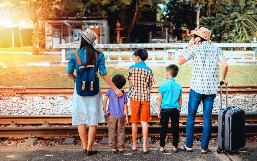 Para dokter menyarankan agar orang tua mengajak anak-anak mereka untuk berlibur ke luar kota, yang memiliki udara bersih, sebagai upaya membersihkan paru-paru/Net