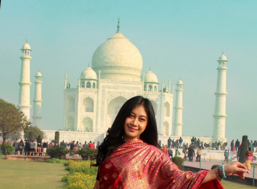 Jutaan pelancong tentu tidak ingin melewatkan kesempatan untuk mengabadikan landmark ikonik India, Taj Mahal, saat berkunjung ke sana/Net 