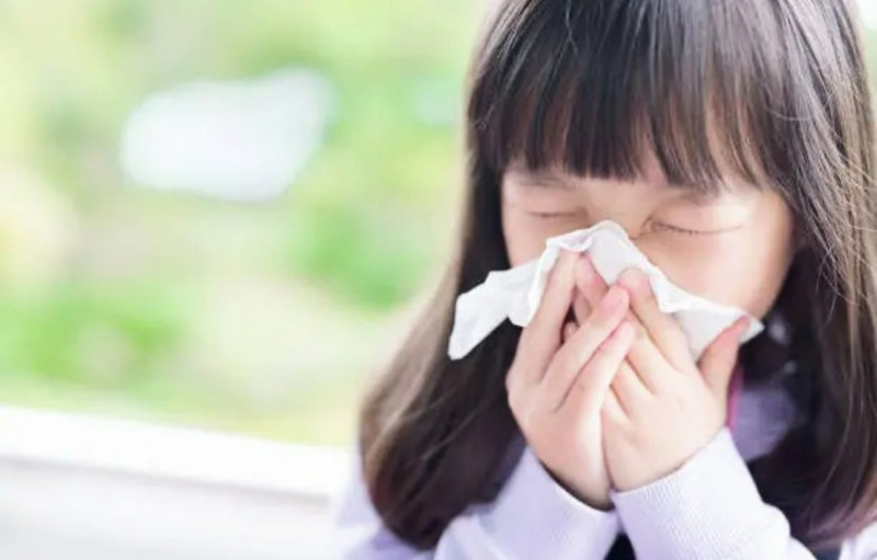 Bersin salah satu tanda alergi yang bisa dicegah dengan mencuci hidung dengan NaCl/Pixabay