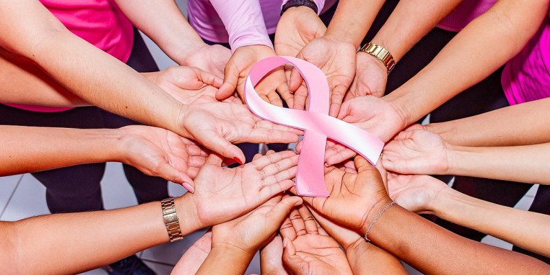 Pink ribbon, simbol perjuangan melawan kanker payudara sebagai nomor satu yang mematikan bagi perempuan/Pixabay