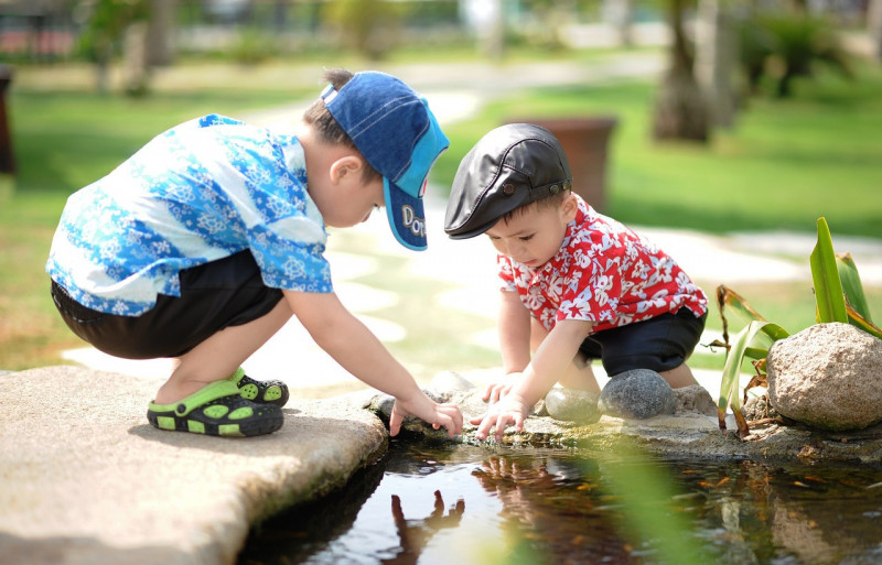 Koordinasi motorik termasuk salah satu aspek keterampilan dasar perkembangan anak/Pixabay