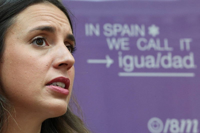 Menteri Kesetaraan Spanyol Irene Montero/Reuters