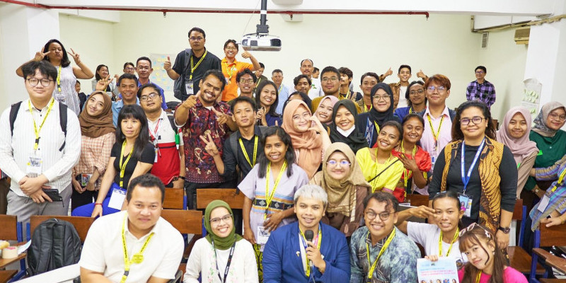 Para aktivis muda dari negara-negara ASEAN juga berkumpul untuk menyampaikan aspirasi terkait isu keadilan iklim dalam ASEAN Civil Society/ASEAN People Forum (ACSC/APF)/IST 