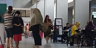 Hari Ketiga, Pengunjung Makin Ramai Kunjungi Festival Literasi Jakarta di Taman Ismail Marzuki 