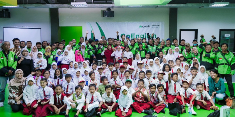 Anak mitra driver Gojek yang mengikuti program GoEnglish yang dipersembahkan Gojek x Gramedia Academy/Dok. Gramedia