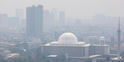 Suhu Udara Panas Akibat Kemarau Panjang, Menag Yaqut Ajak Umat Muslim Jalankan Salat  Istisqa