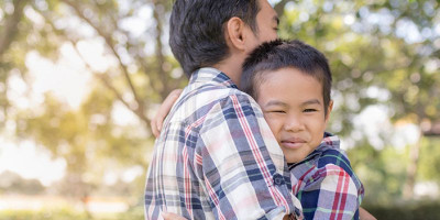 Bukan Sosok Sempurna, Ini yang Dibutuhkan Anak Laki-Laki dari Ayahnya