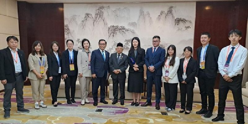 Wapres Ma'ruf Amin bersama 9 jurnalis China (17/9)/ANTARA