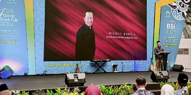 Ketua IKAPI Jakarta Hikmat Kurnia memberikan sambutan di upacara IBF 2023/FARAH