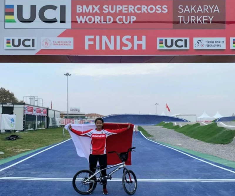 Saat mengikuti Piala Dunia UCI BMX Supercross World Cup Turki 2021/@amellyanur_sifa