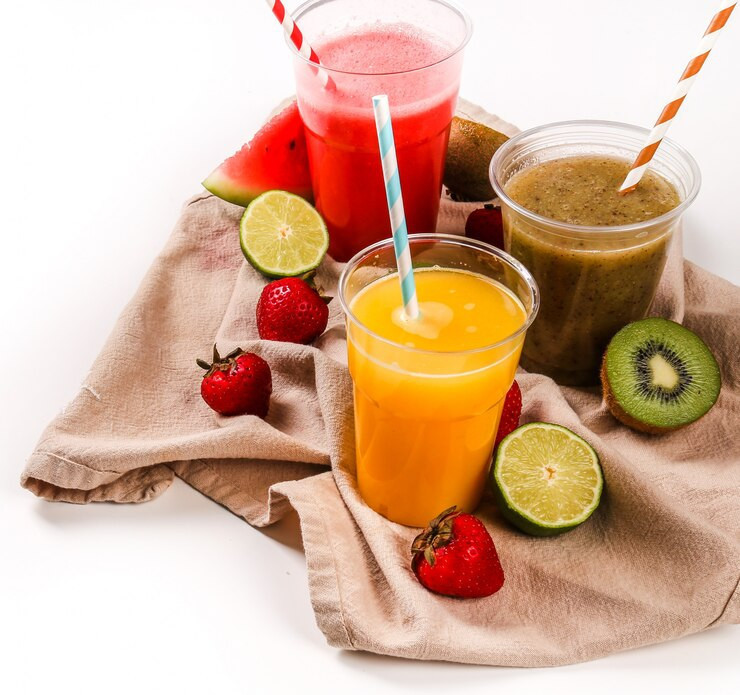 Jus buah sangat segar diminum, tapi jangan asal mencampur buah/Freepik