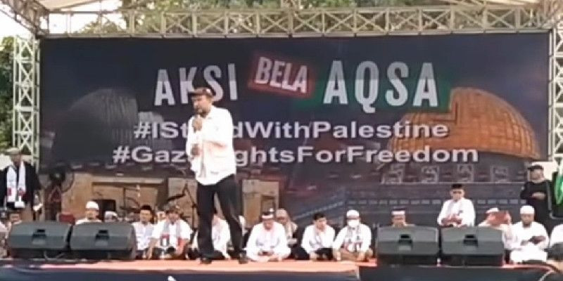 Ketua Presidium MER-C dalam acara Aksi Bela Palestina di Lapangan Masjid Agung Al Azhar Jakarta Selatan (15/10)/@mercindonesia
