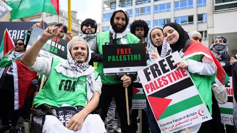 Protes 'Free Palestine' di London (15/10)/AP