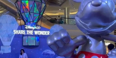 Rayakan 100 Tahun Disney, Mall Kota Kasablanka Disulap Jadi Negeri Disney