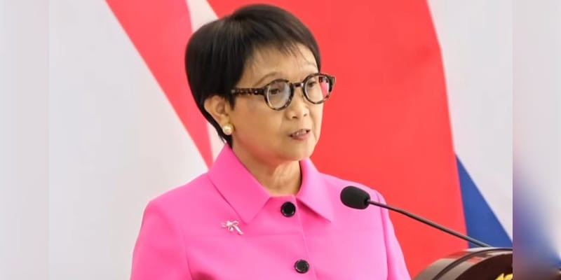 Menlu RI Retno Marsudi saat menerima Menlu Belanda di Jakarta (31/10)/@retno_marsudi