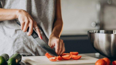 Waspadai Peralatan Dapur Ini, Hasilkan Ribuan Mikroplastik yang Berbahaya Bagi Tubuh