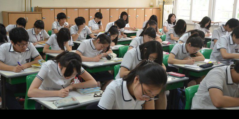 Siswa Korea Selatan di dalam kelas/worldtop20.org