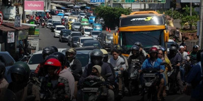 Polisi Terapkan “Malam Tanpa Kendaraan” di Jalur Puncak untuk Menyambut Pergantian Tahun 2024