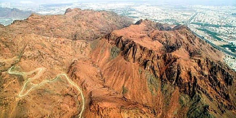 Bukit Uhud/Arabiya