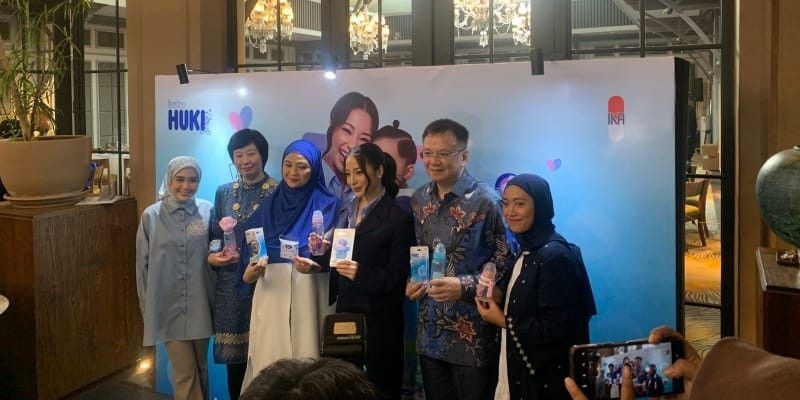 Peluncurkan dot orthodontic Baby HUKI (7/2)/Farah-Rizqina Azzahra Putri