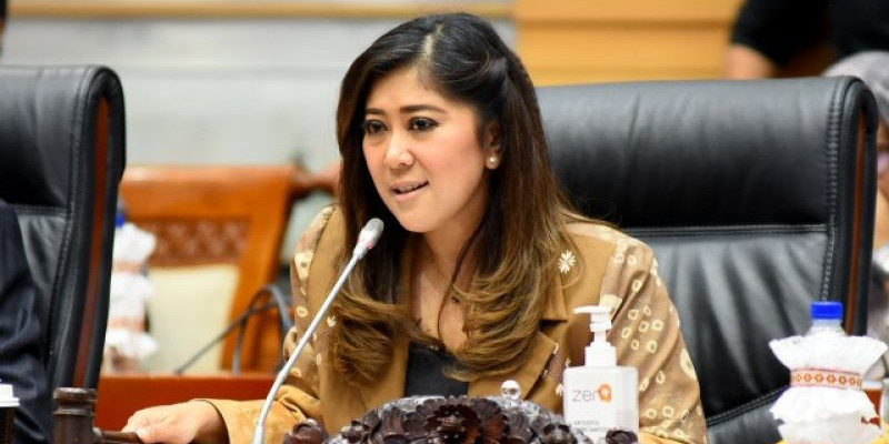 Meutya Hafid, politisi asal Partai Golkar, untuk empat periode melenggang ke kursi dewan/Parliamentary