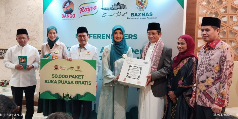 Royco dan Bango menghadirkan paket buka puasa bersama di 24 kota di Indonesia, salah satunya di Masjid Istiqlal Jakarta/Farah.id