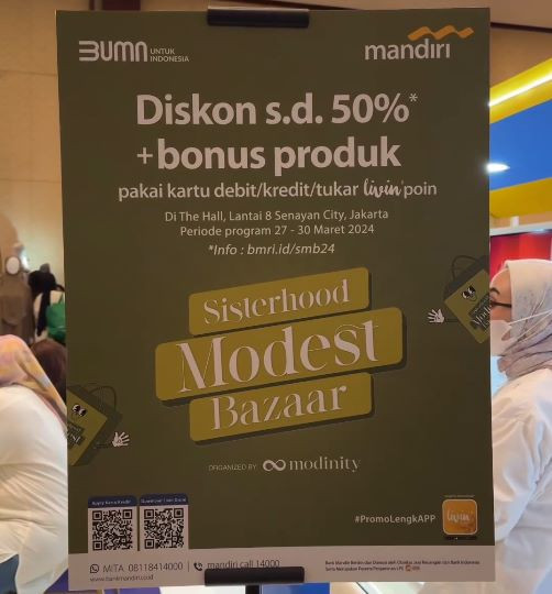 Tawaran diskon up to 50% di event Sisterhood Modest Bazaar menarik banyak pembeli/@dessyamallia