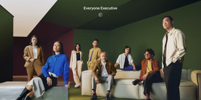 Koleksi terbaru Executive yang membawa pesan bahwa setiap orang bisa menjadi tampak eksekutif, apapun pekerjaannya/EXECUTIVE